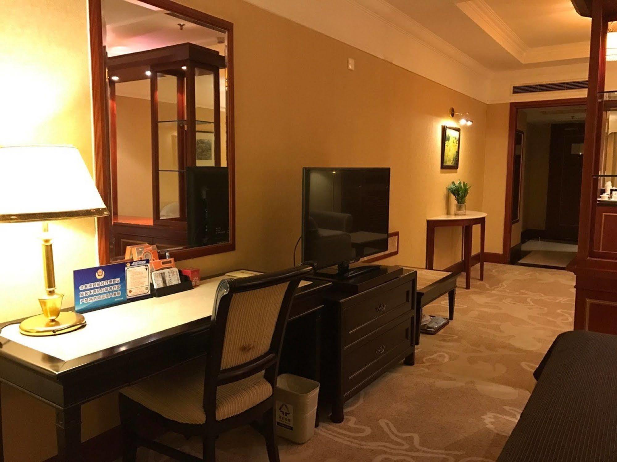Beijing King Wing Hot Spring Hotel Zewnętrze zdjęcie