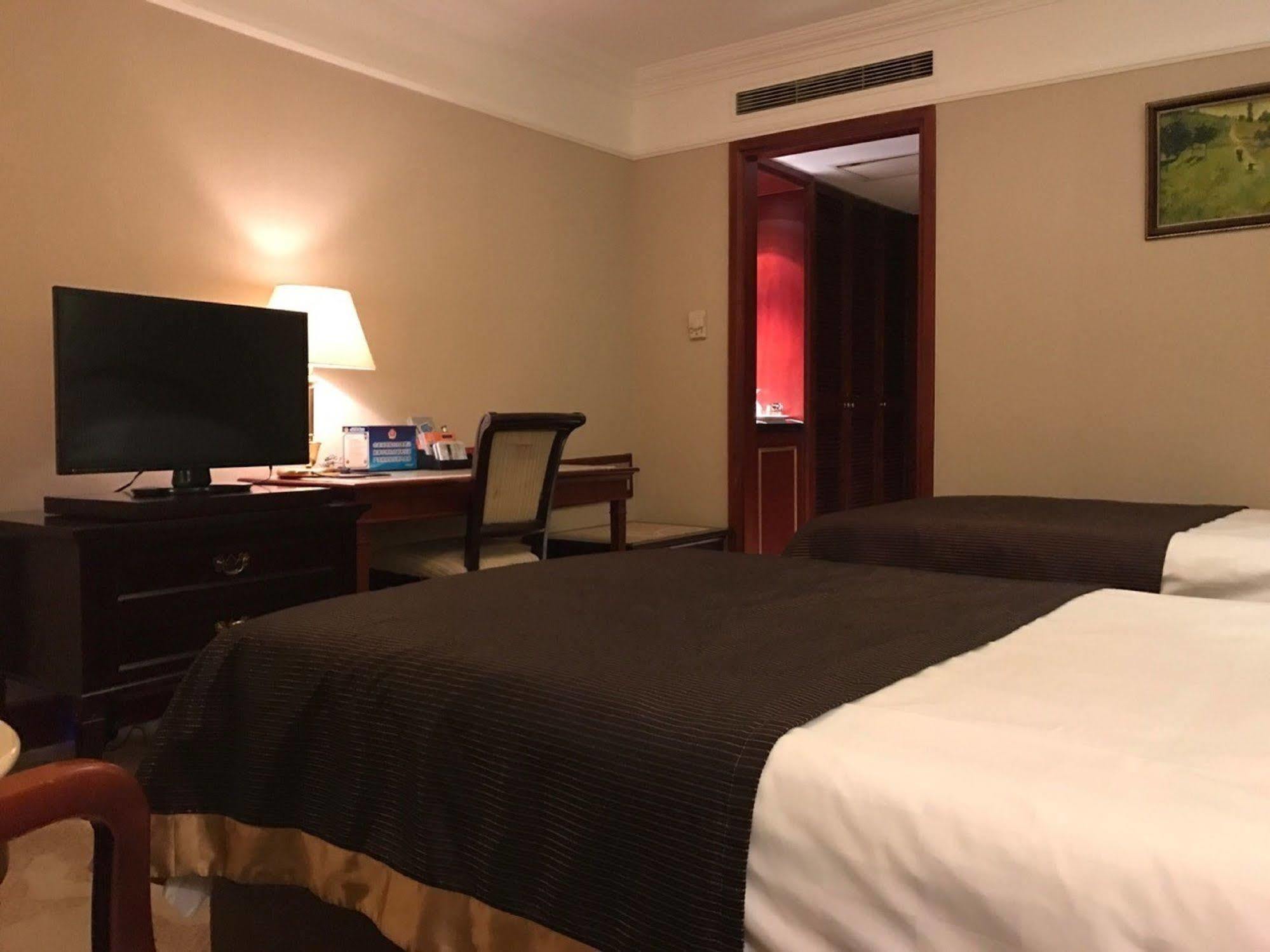 Beijing King Wing Hot Spring Hotel Zewnętrze zdjęcie