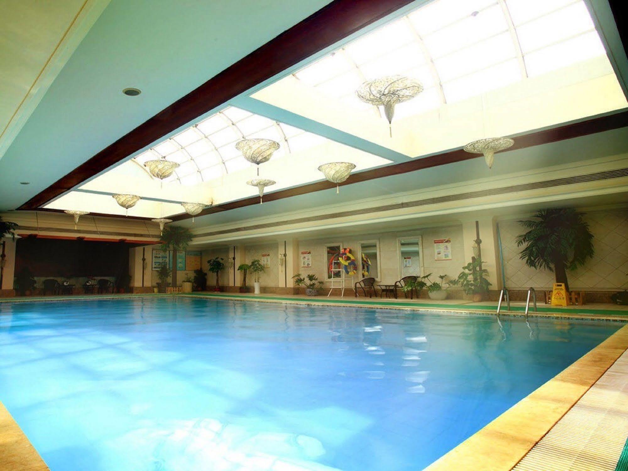 Beijing King Wing Hot Spring Hotel Zewnętrze zdjęcie